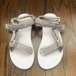 Teva sandals in lavender